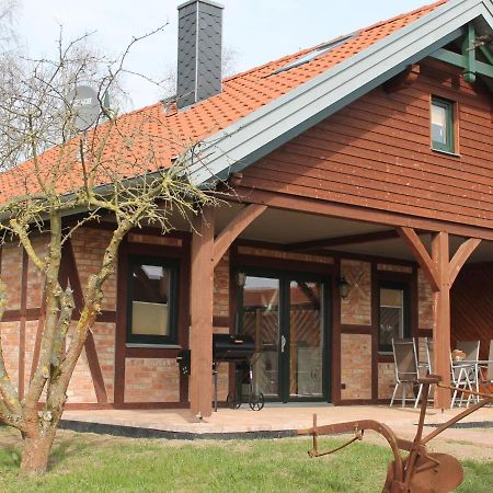 Comfy Farmhouse In Brusow With Garden Kröpelin Zewnętrze zdjęcie